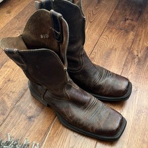 Ariat Rambler 8.5D